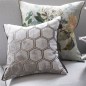 Manipur Oyster, Coussin Designers Guild, 43cmx43cm